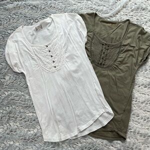 Ruff Hewn White and Olive Short Sleeve Tees-Size Small